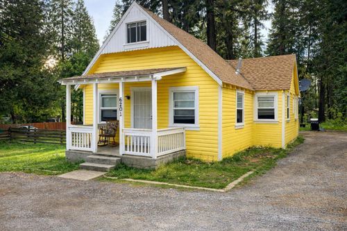 6201 Pony Express Trl, Pollock Pines, CA, 95726-9617 | Card Image