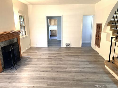 113 N Flores St, LOS ANGELES, CA, 90048-3539 | Card Image
