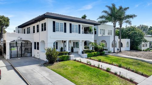 2747 E Ocean Blvd, Long Beach, CA, 90803 | Card Image
