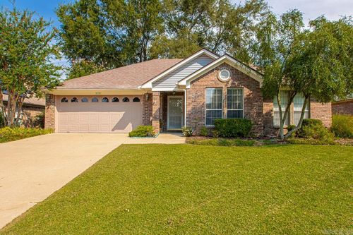 4340 Raleigh Dr, Conway, AR, 72034-3339 | Card Image