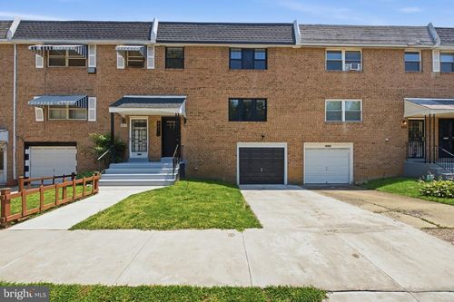 861 N 7th St, PHILADELPHIA, PA, 19123-2008 | Card Image