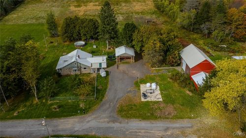 11 Carr Dr, Parish, NY, 13131-4247 | Card Image