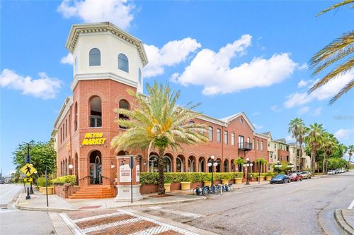 10209-1910 E Palm Ave, TAMPA, FL, 33605-3840 | Card Image