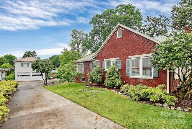 Driveway | Image 34