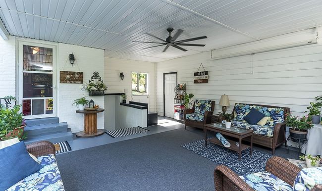 1701 Beaver Grade Rd, House other with 4 bedrooms, 3 bathrooms and 2 parking in Coraopolis PA | Image 18