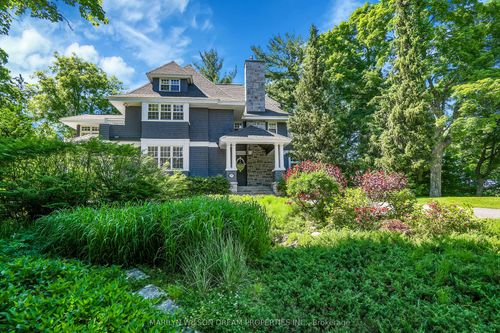 597 Mariposa Ave, Rockcliffe, ON, K1M0S3 | Card Image