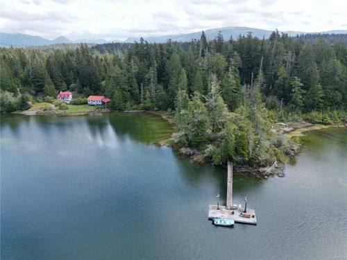 522 Burlo Island, Bamfield, BC, V0R1B0 | Card Image