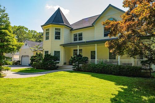 228 Pine Rd, Coram, NY, 11727-2410 | Card Image