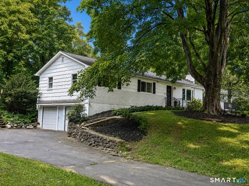208 Strongtown Rd, Southbury, CT, 06488-2447 | Card Image