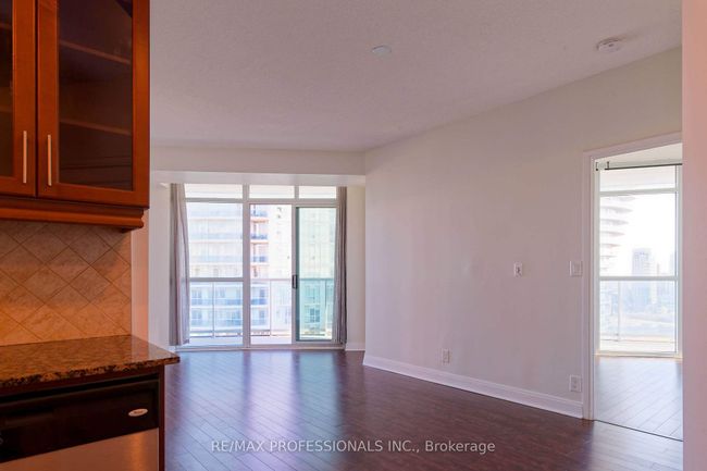 2806 - 80 Absolute Ave, Condo with 2 bedrooms, 2 bathrooms and null parking in Mississauga ON | Image 11