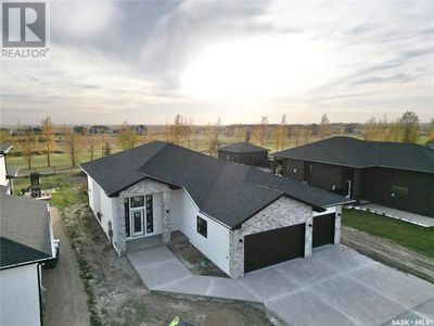 360 Emerald Park Rd, House other with 5 bedrooms, 3 bathrooms and null parking in Emerald Park SK | Image 2