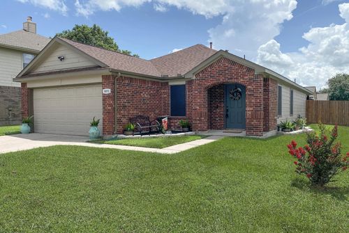 8031 Berkely Ct, Baytown, TX, 77521-8851 | Card Image