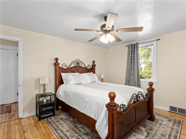 1411 2 Nd St, House other with 3 bedrooms, 3 bathrooms and 1 parking in Beaver PA | Image 18