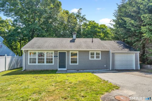 28 Birch St, Groton, CT, 06340-3802 | Card Image