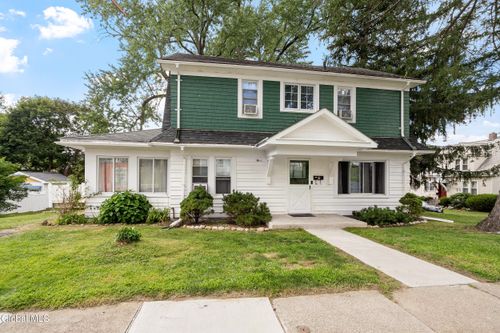 112 Fales Ct, Troy, NY, 12180-5220 | Card Image
