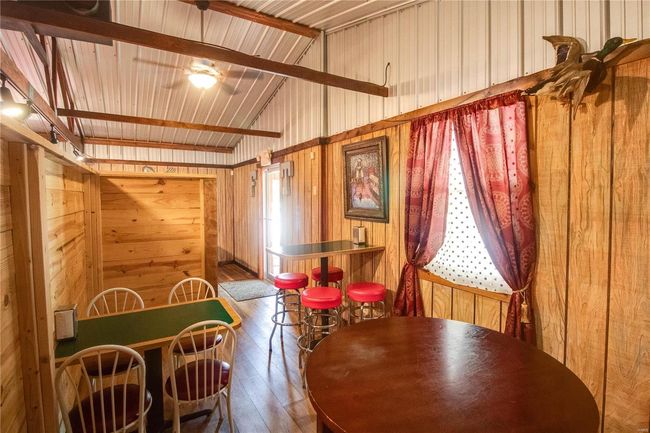 15875 Shipman Rd, Home with 0 bedrooms, 0 bathrooms and null parking in Carlinville IL | Image 17