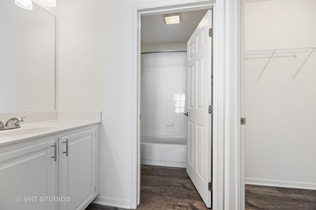 80 - 80 Gershwin Ct, Townhouse with 2 bedrooms, 2 bathrooms and 2 parking in Wheaton IL | Image 13