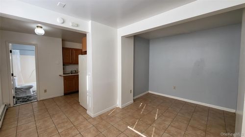 apt-1-139 Rombout Ave, Beacon, NY, 12508-3211 | Card Image