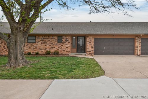 apt-b-3321 Tuxedo Blvd, Bartlesville, OK, 74006-2215 | Card Image