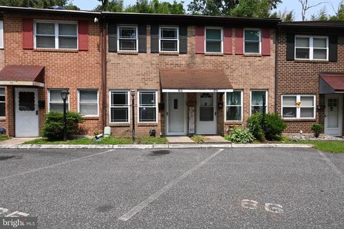 85-85 Park Vallei Ln, BROOKHAVEN, PA, 19015-3323 | Card Image