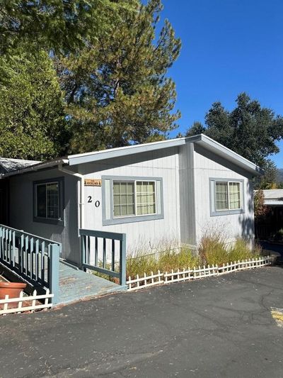 20 - 39678 Fresno Flats Road 425 B, House other with 2 bedrooms, 2 bathrooms and null parking in Oakhurst CA | Image 1