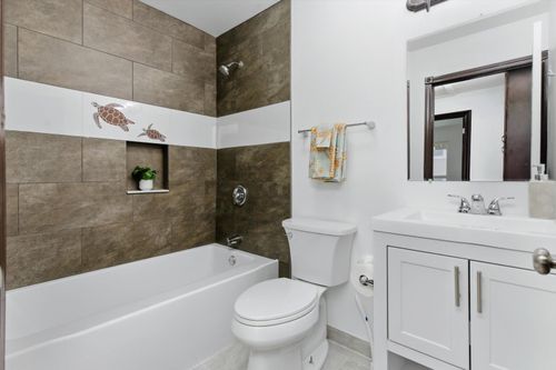 apt-205-70 Waiaka Ln, Wailuku, HI, 96793-2058 | Card Image