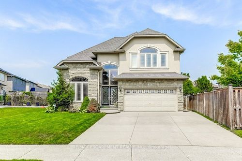 33 Lockman Dr, Ancaster, ON, L9K0B9 | Card Image