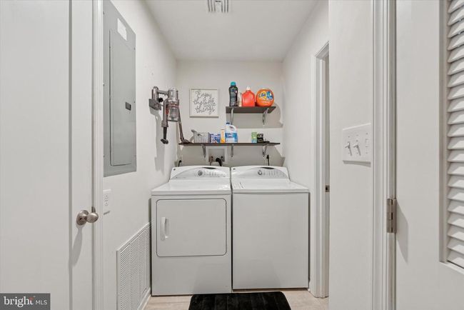 379 E Elm St, Townhouse with 3 bedrooms, 3 bathrooms and null parking in CONSHOHOCKEN PA | Image 11