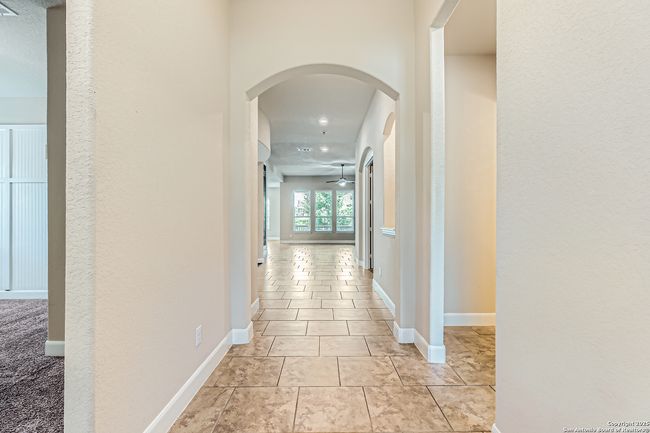 32241 Tamarind Bnd, House other with 4 bedrooms, 3 bathrooms and null parking in Bulverde TX | Image 5