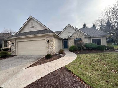 10403 Maple Springs Cove, Condo with 2 bedrooms, 2 bathrooms and null parking in Fort Wayne IN | Image 2