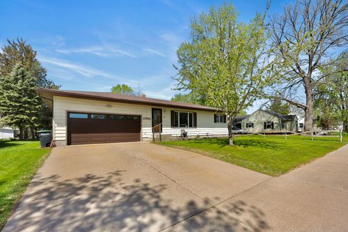 408 4th St Sw, Little Falls, MN, 56345-1707 | Card Image