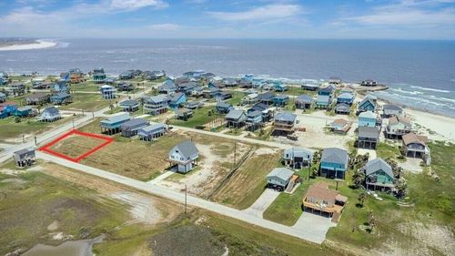 12922 Jean Lafitte Dr, Freeport, TX, 77541-8271 | Card Image