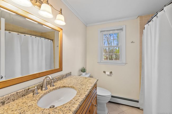 494 Broad St, House other with 4 bedrooms, 3 bathrooms and null parking in Windsor CT | Image 17