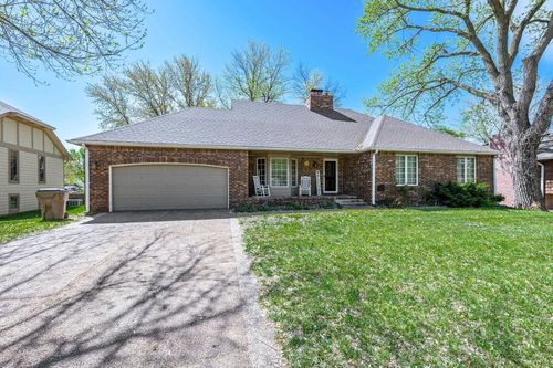 1407 E Hickory Br, Derby, KS, 67037-2140 | Card Image