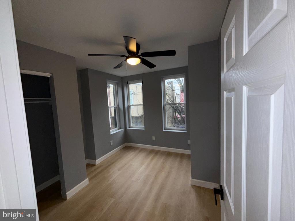 Residential in PHILADELPHIA 4