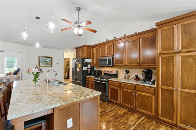 112 Rosemary Ct, House other with 3 bedrooms, 3 bathrooms and null parking in Tappahannock VA | Image 10