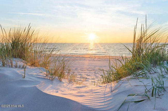 115 Ne 7 Th St, House other with 3 bedrooms, 2 bathrooms and null parking in Oak Island NC | Image 55