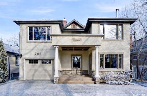 702 Queen St, Saskatoon, SK, S7K0M9 | Card Image