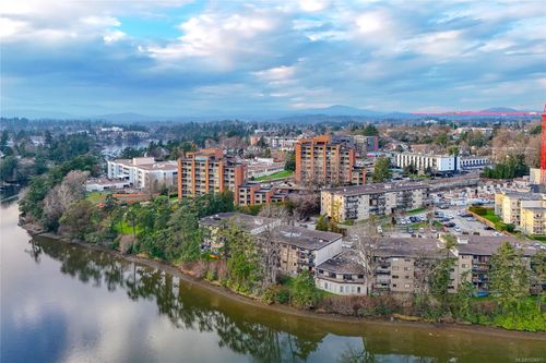 ph2-103 Gorge Rd E, Victoria, BC, V9A6Z2 | Card Image