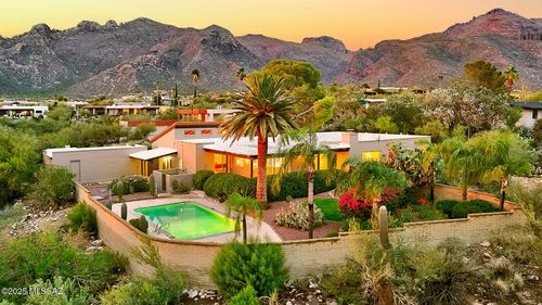 1430 E Indian Wells Rd, Tucson, AZ, 85718-1181 | Card Image