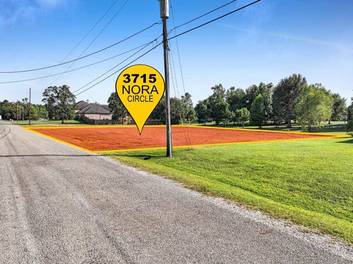 3715 Nora Cir, Orange, TX, 77630-2070 | Card Image