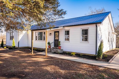 125 Echo Valley Rd, Auburn, KY, 42206-9300 | Card Image