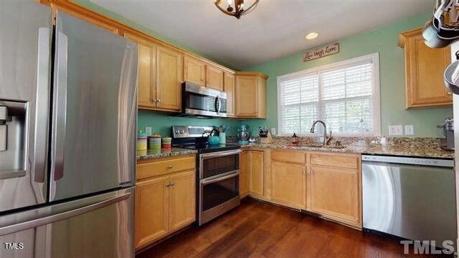 eaf6c44d33e05d7ef5aeed3c63bc5539-uncropp | Image 9