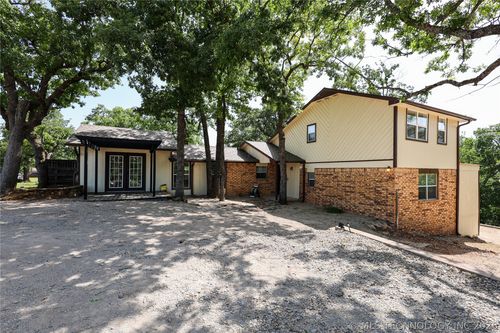 3850 Broken Arrow Dr, Sulphur, OK, 73086-1244 | Card Image