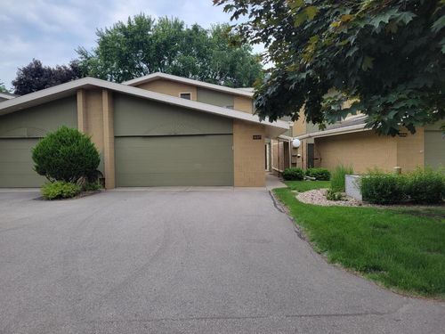 1237 W Nicolet Circle, GRAND CHUTE, WI, 54914 | Card Image