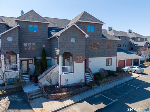25-2 Old Town Hwy, East Haven, CT, 06512-4530 | Card Image