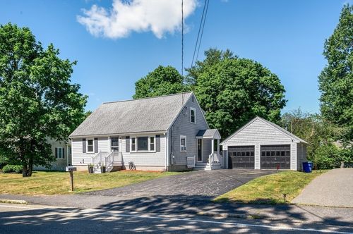 383 Salem St, Rockland, MA, 02370-2180 | Card Image