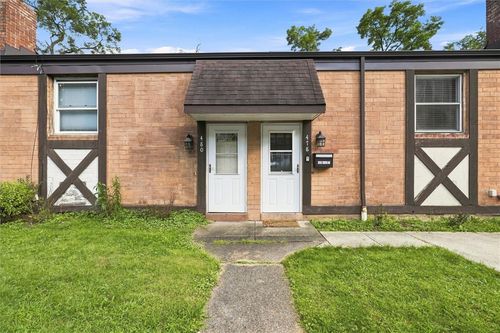 478-480 Cypress Dr, Moon/Crescent Twp, PA, 15108 | Card Image