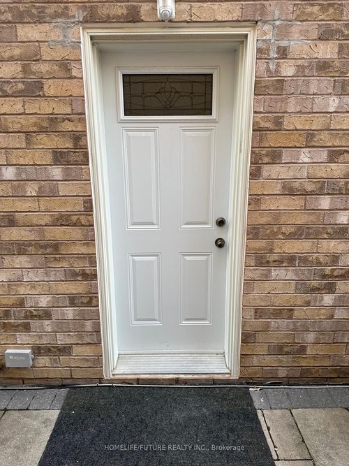 bsmt-19 Hummingbird Dr, Scarborough, ON, M1X1W8 | Card Image