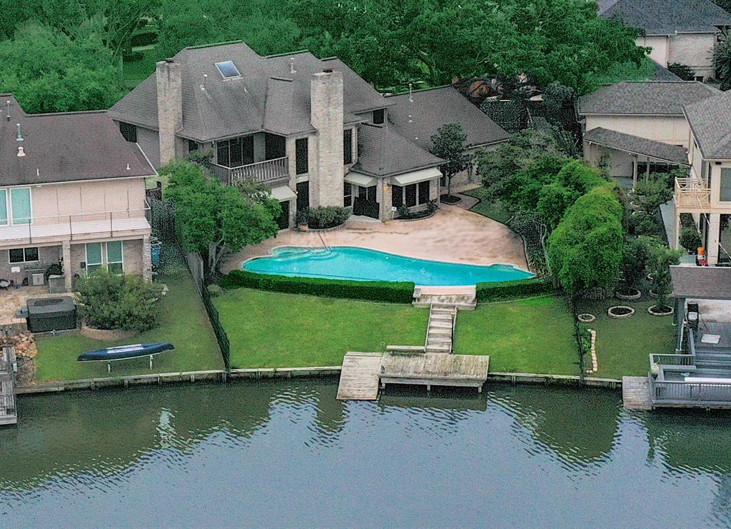 Cardinal Ave, Sugar Land, TX 77478